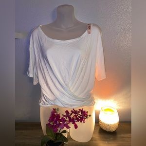 Victoria’s Secret NWT white tshirt
